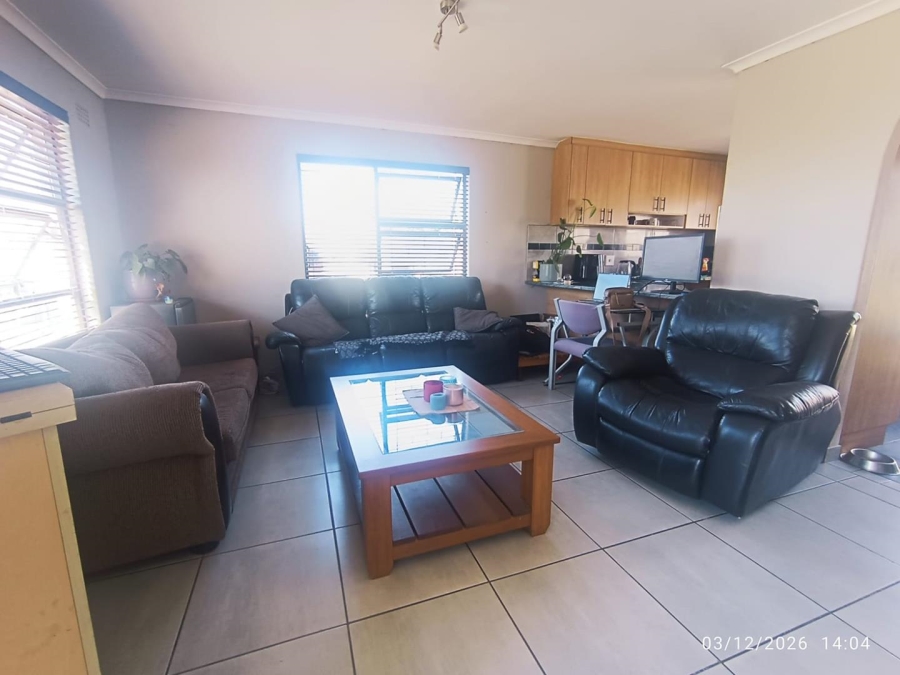 To Let 2 Bedroom Property for Rent in Langeberg Ridge Western Cape